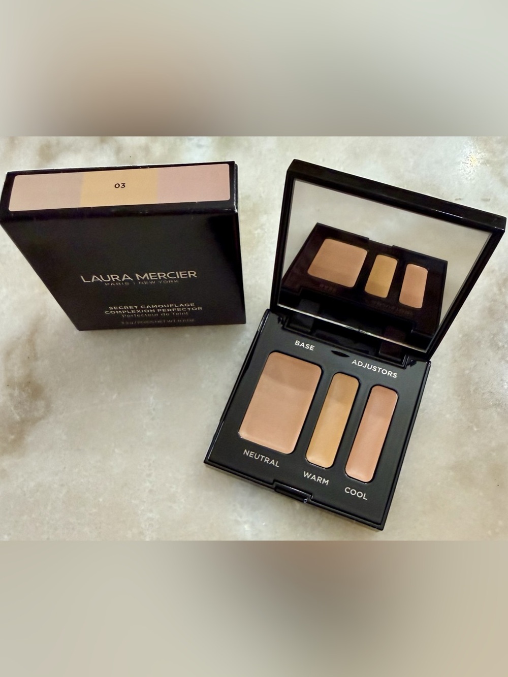 Laura Mercier Secret Camouflage Complexion Perfector in Shade 03 Light Medium NI